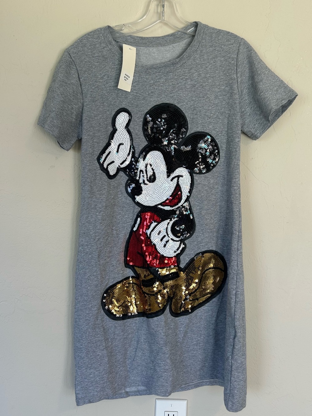 Gray Mickey Mouse sequin sweatshirt dress Size Medium (1688)